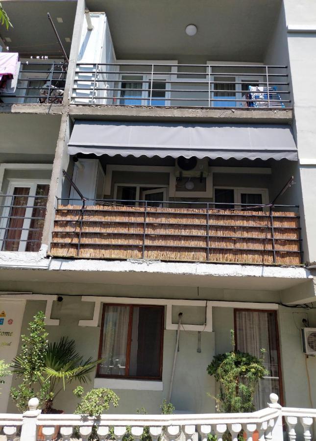 Salounique Lux Apartment ティビリシ エクステリア 写真
