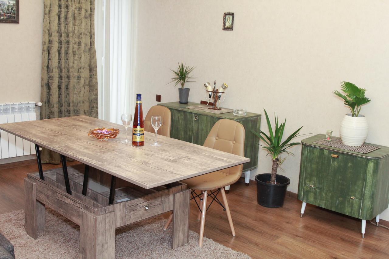 Salounique Lux Apartment ティビリシ エクステリア 写真